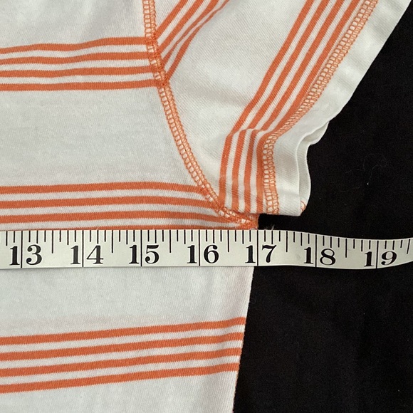 🎉HOST PICK 🤩Vintage stripe faux Henley cotton tee from the 90s weighted cotton - Picture 10 of 14